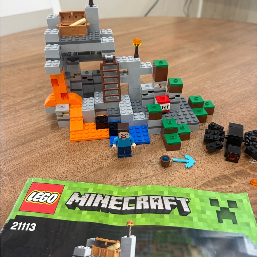 21113 LEGO Minecraft The Cave